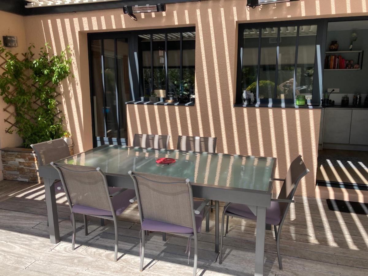 Wine Hote Chambre D'Hotes Le Pian-Medoc Bagian luar foto